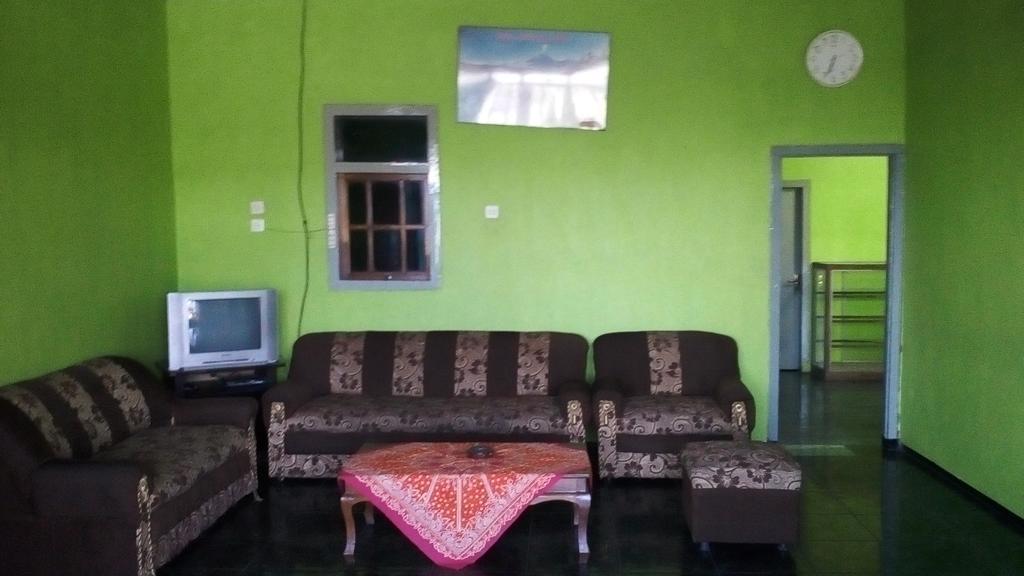 Sedulur Homestay Bromo Esterno foto