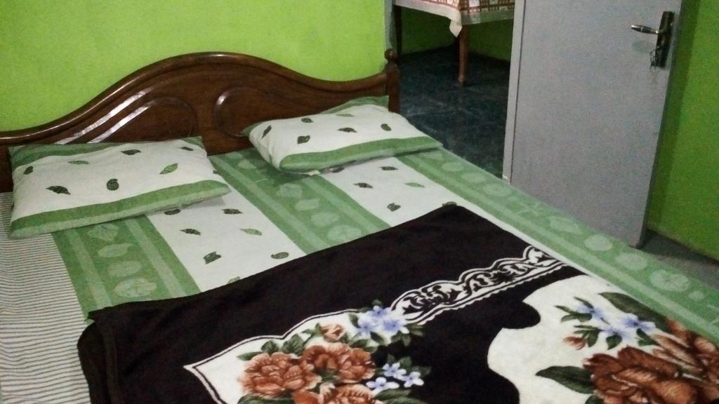 Sedulur Homestay Bromo Esterno foto